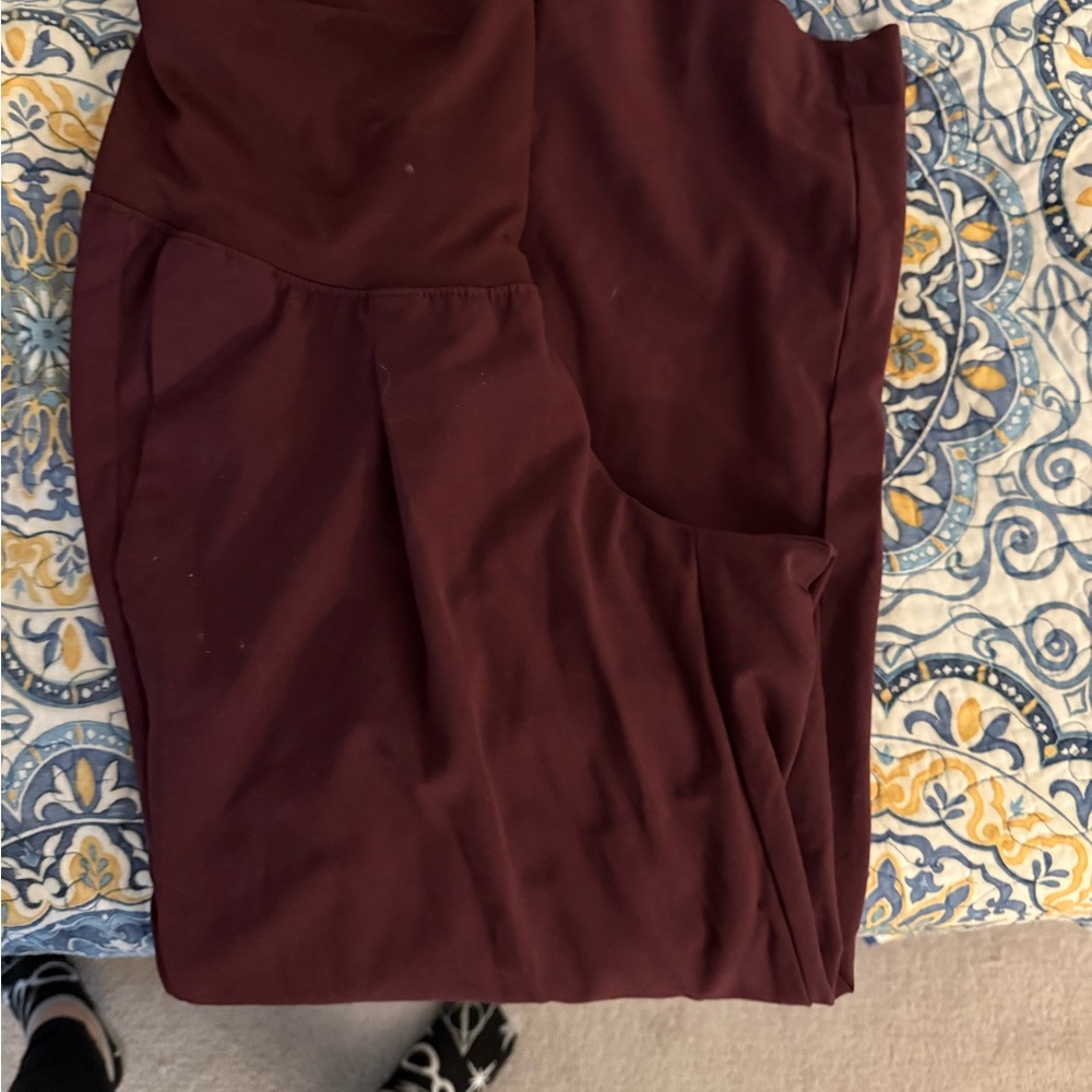 Old Navy Red Trousers Classic Fit